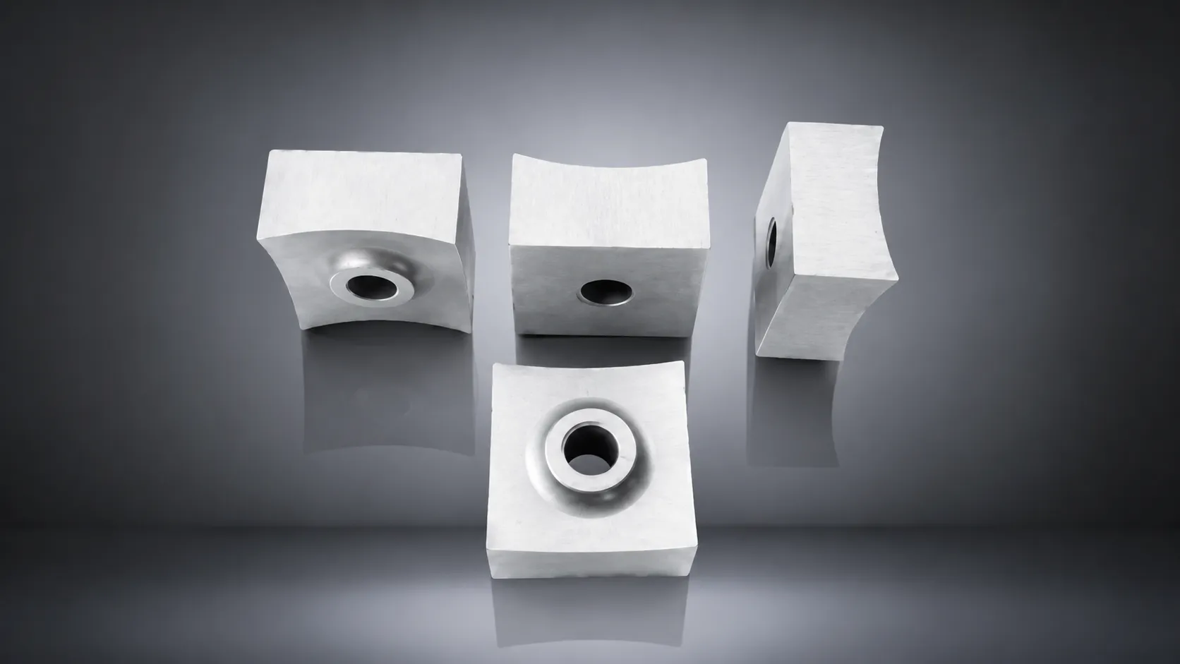 Single-shaft shredder movable knife